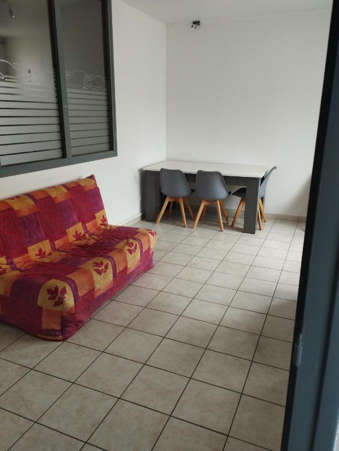 Meximieux Apartment Exterior photo